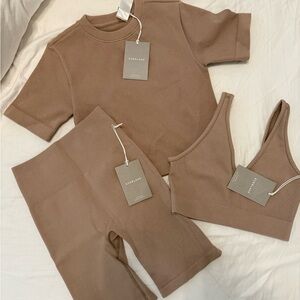 Everlane Women's Neutral Lounge Active Set XS S